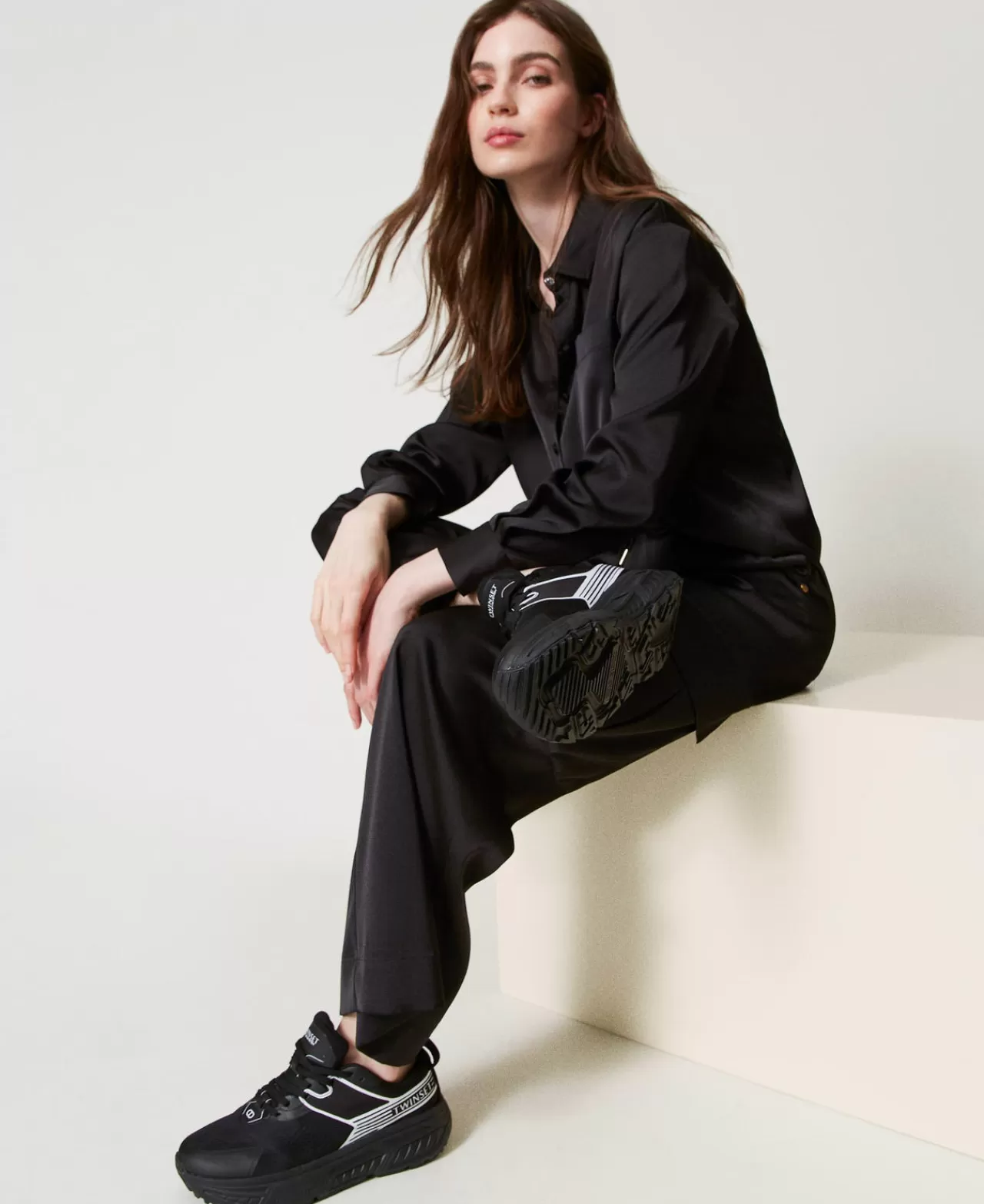 TWINSET Milano Fessura Sneaker Mit Streifen Und Logo In Kontrastfarbe